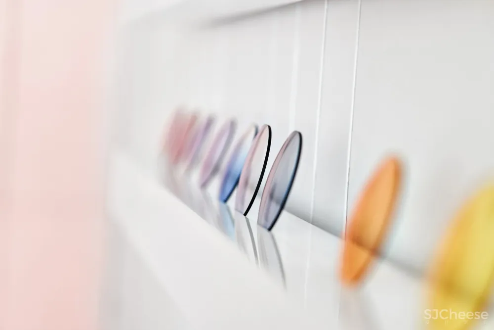 RADIUS 58 optics 超赞眼镜店设计 DA bureau