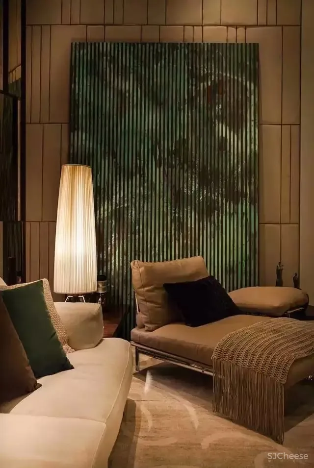 墙面巧用光，开个炫炫的家具店