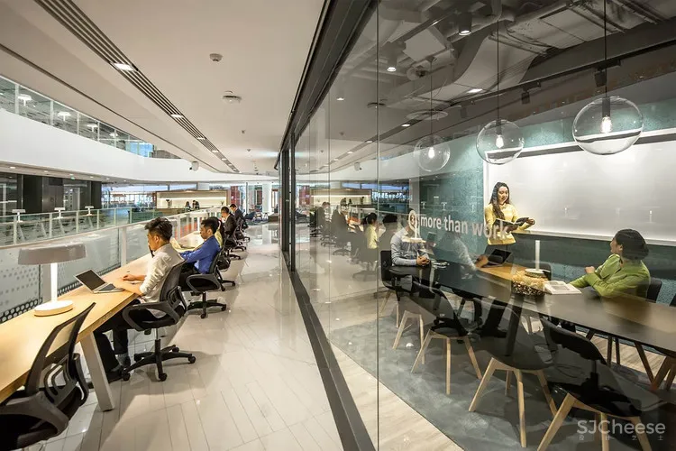 北京光华路SOHO二期3Q大楼 AIM Architecture