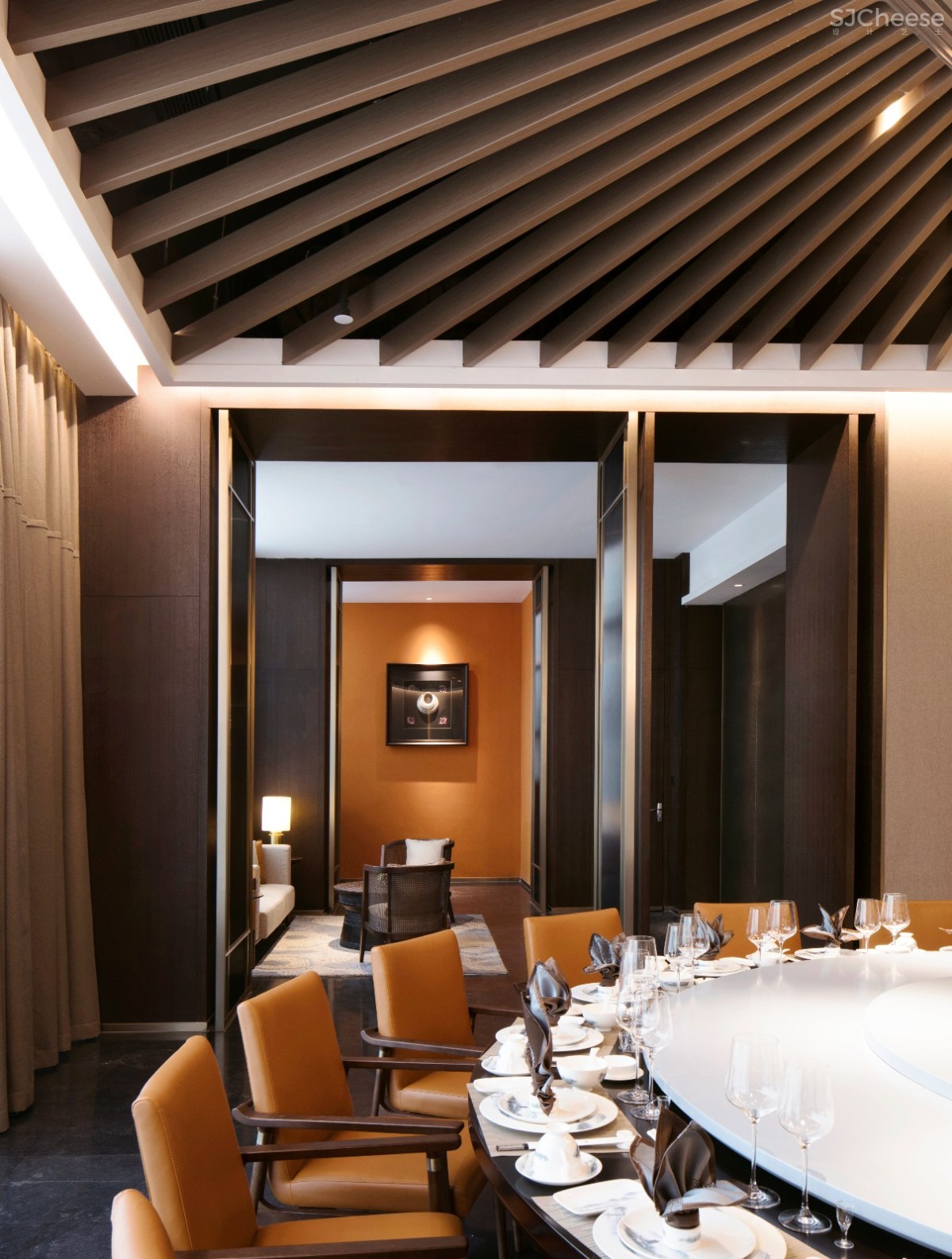 贵阳卢浮宫金熙酒店 中深建设计院