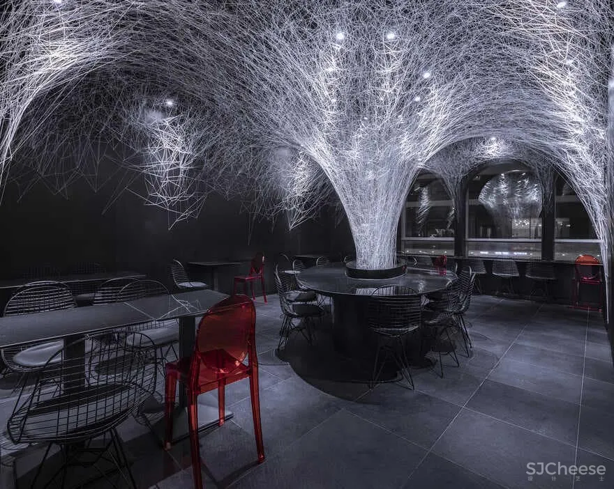 承载回忆和传承传统的用餐空间 CATANIAN