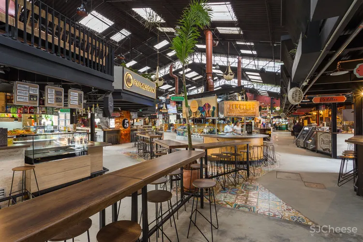 “老房子”的文化美食攻略 Mercado del Rio Morales Vicaria Arquitectura