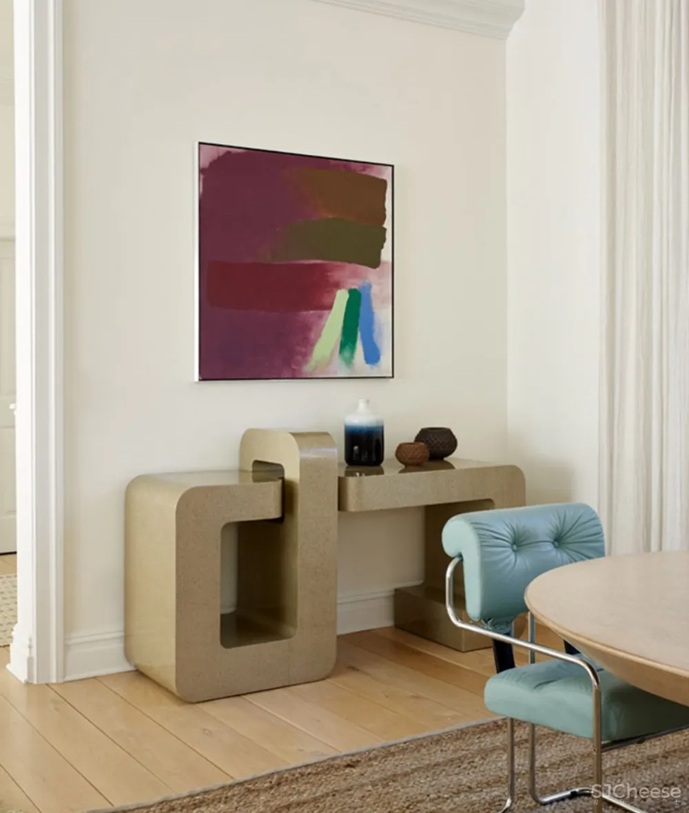 Elena Frampton | Waterfront Estate , 一个独特风味的住宅