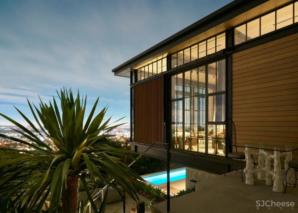 MUTUUS | Hollywood Hills House , 新旧世界的完美融合