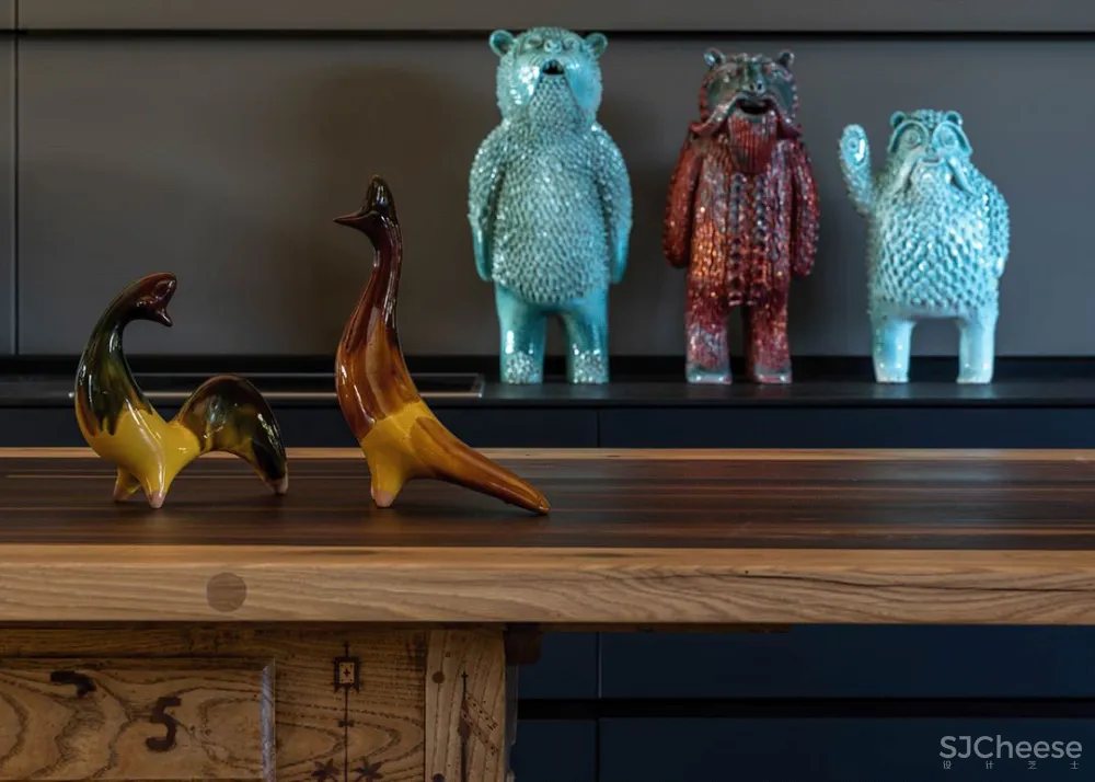 370㎡建筑师的私人别墅,混搭的侘寂美学 sergey makhno