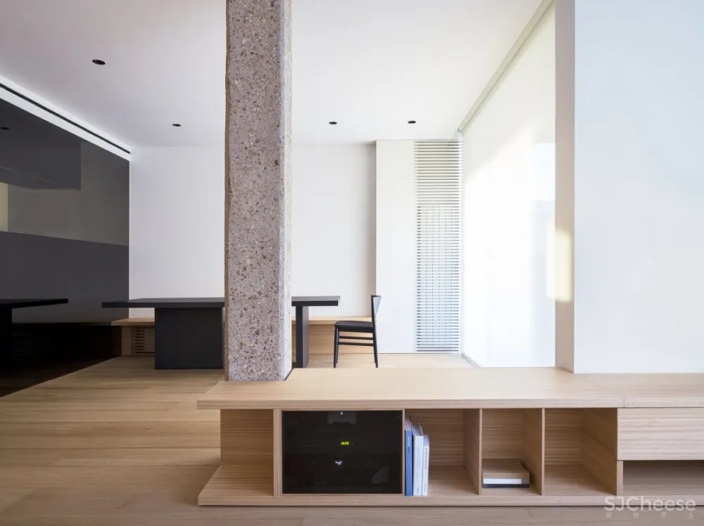 Francesc Rifé | RM Apartment , 舒适的简约公寓