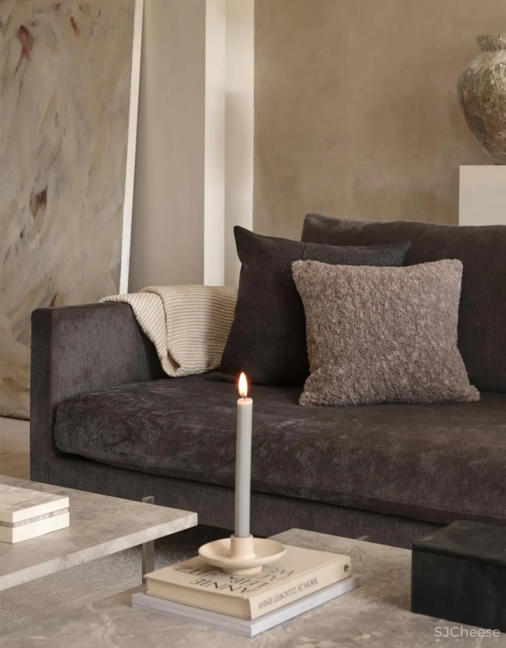 Danielle Siggerud | Copenhagen Apartment , 持久低调的极简主义