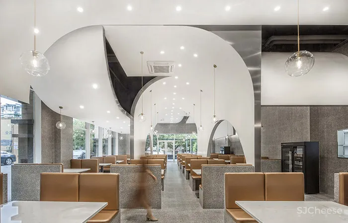 晓春烤吧绿色米兰广场店 多么工作室