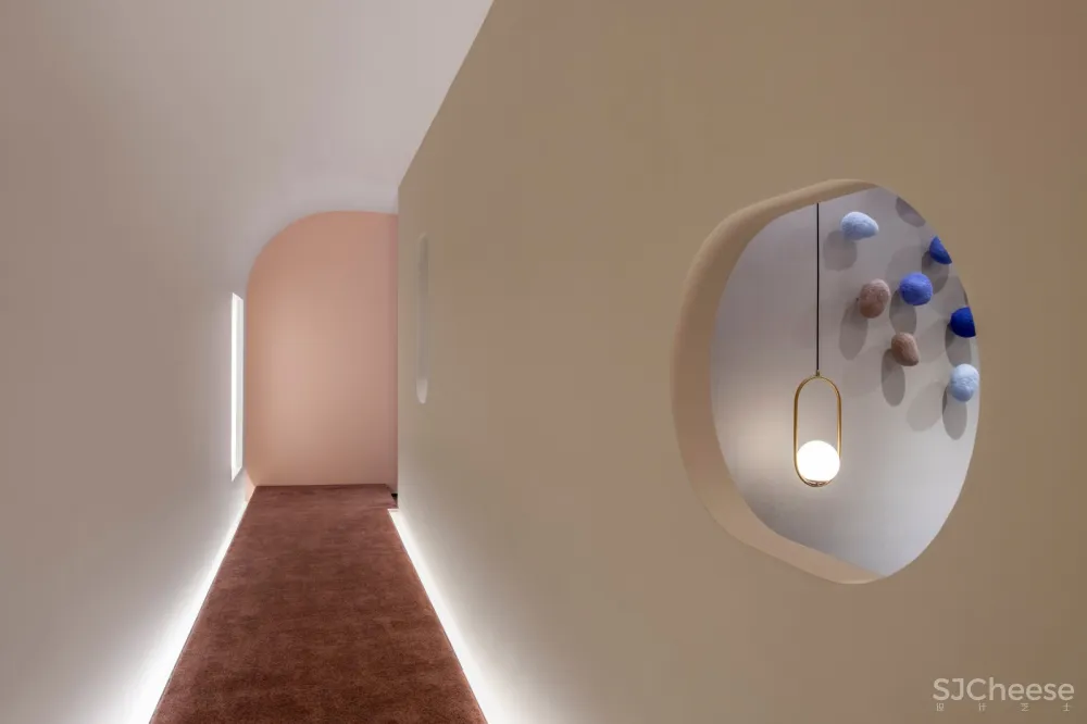 趣味十足的色彩空间,满满的艺术格调 辛视设计