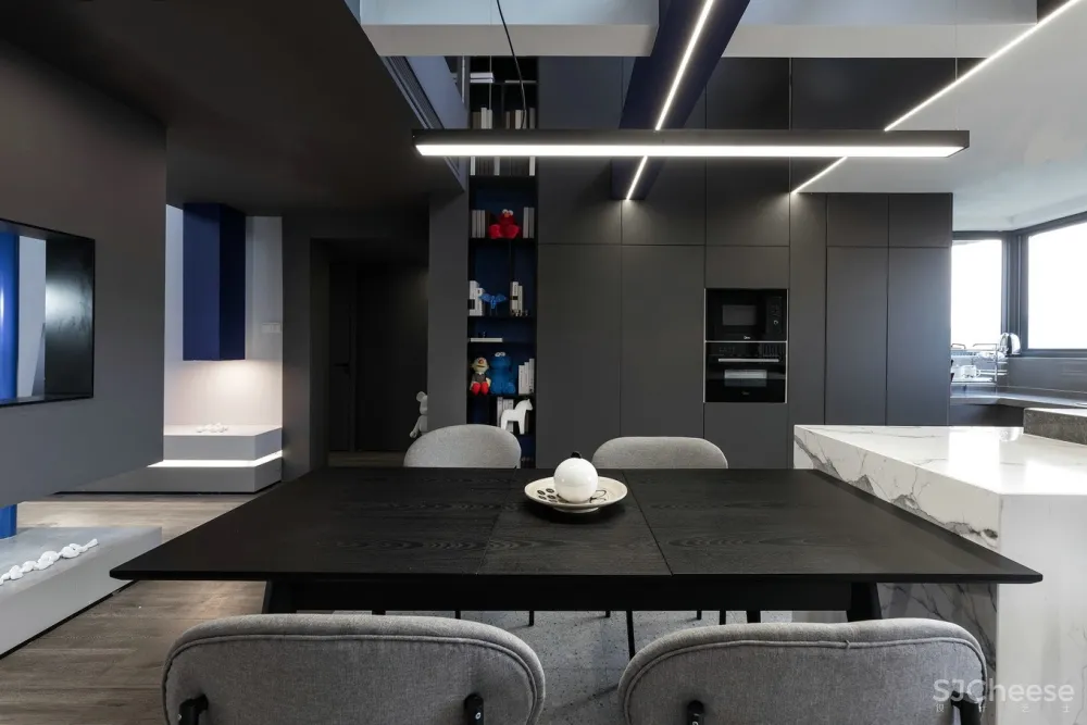 砸掉120万楼板,造出玻璃栈道 FF空间设计