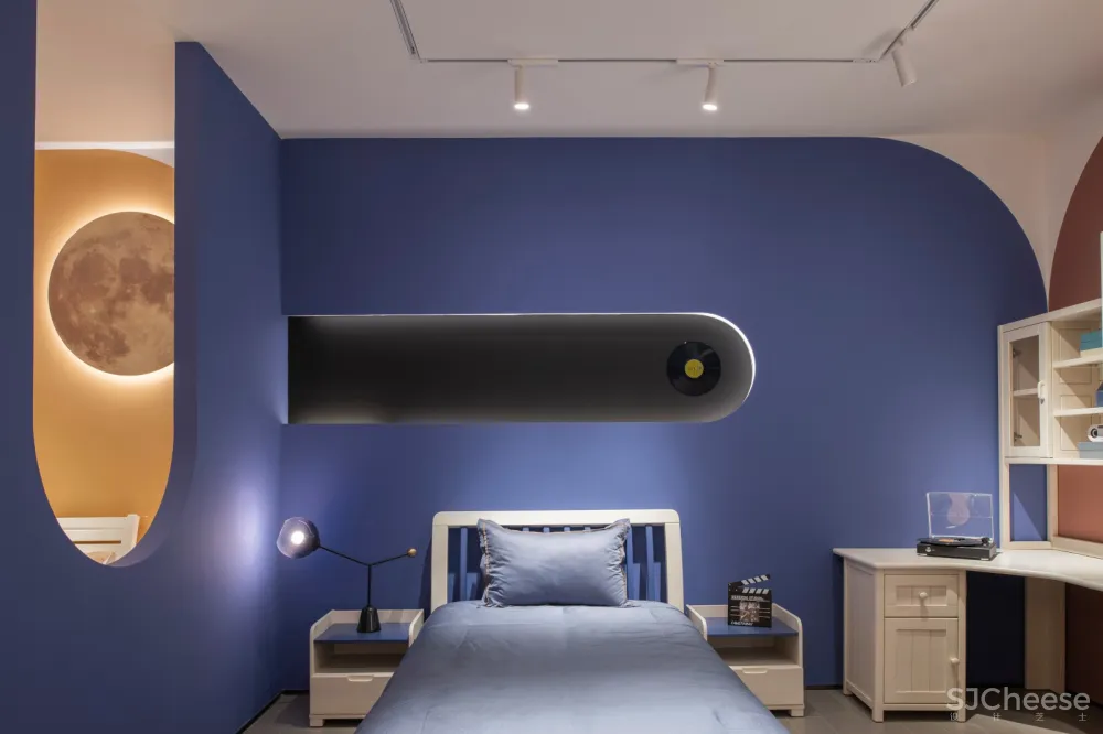 趣味十足的色彩空间,满满的艺术格调 辛视设计