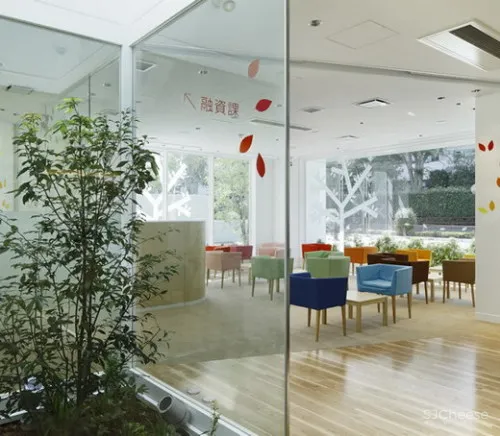 五彩的日本东京银行Sugamo Shinkin