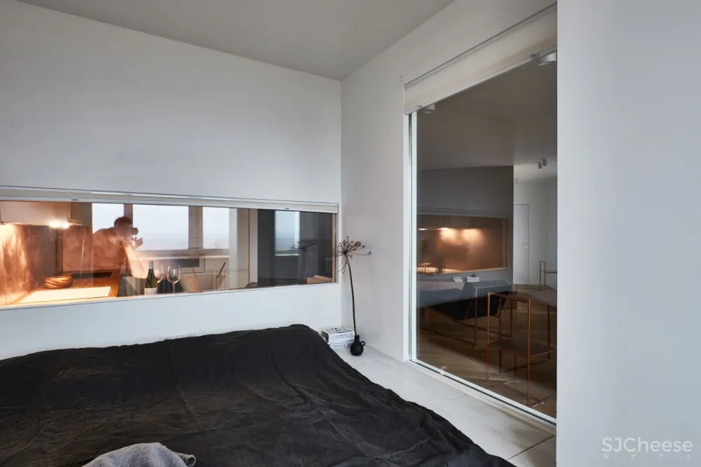 远离喧嚣·莫斯科极简住宅 Ruetemple Studio