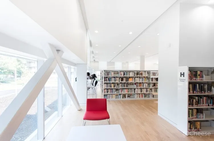 索尔•贝娄图书馆 Chevalier Morales Architectes