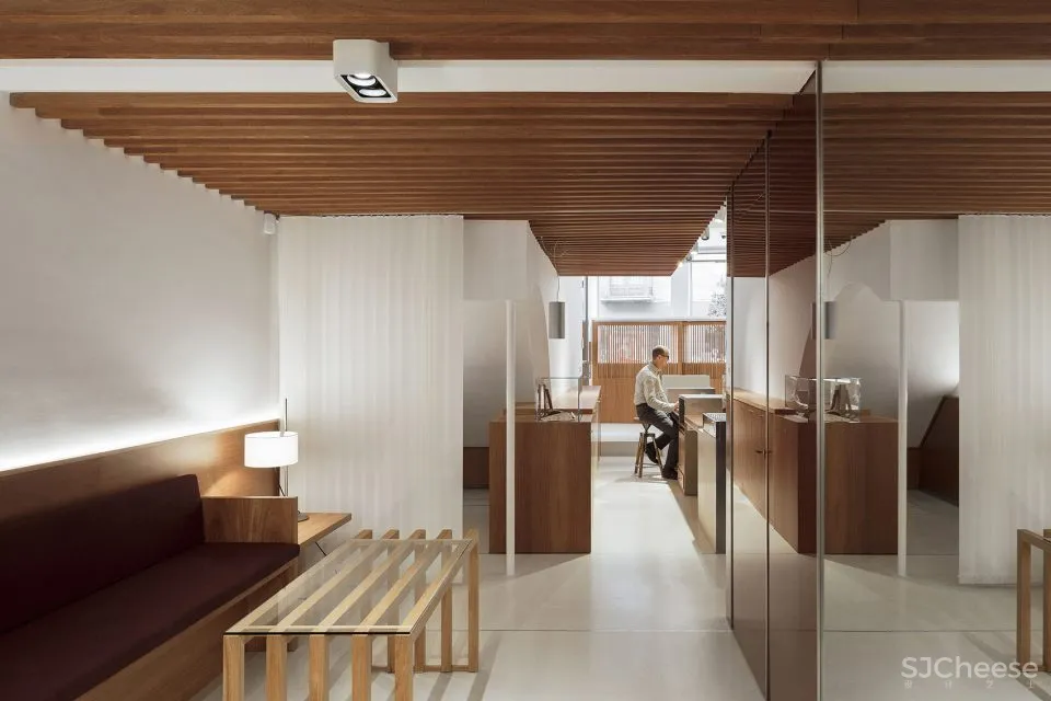 120㎡西班牙J.Prats珠宝店及工作室设计
