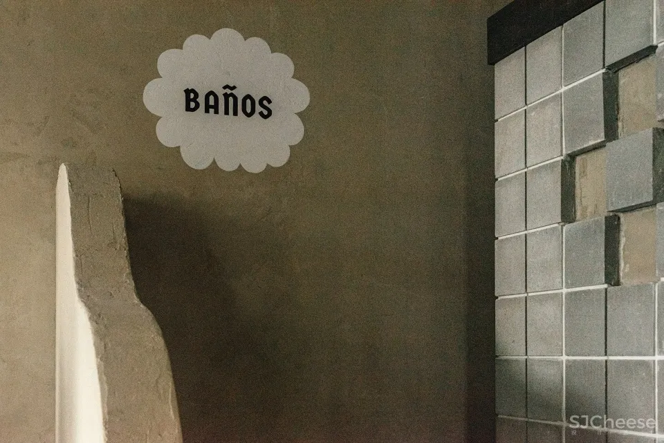 高级的轻食餐厅设计,朴实自然却又质感十足 September and Interiors