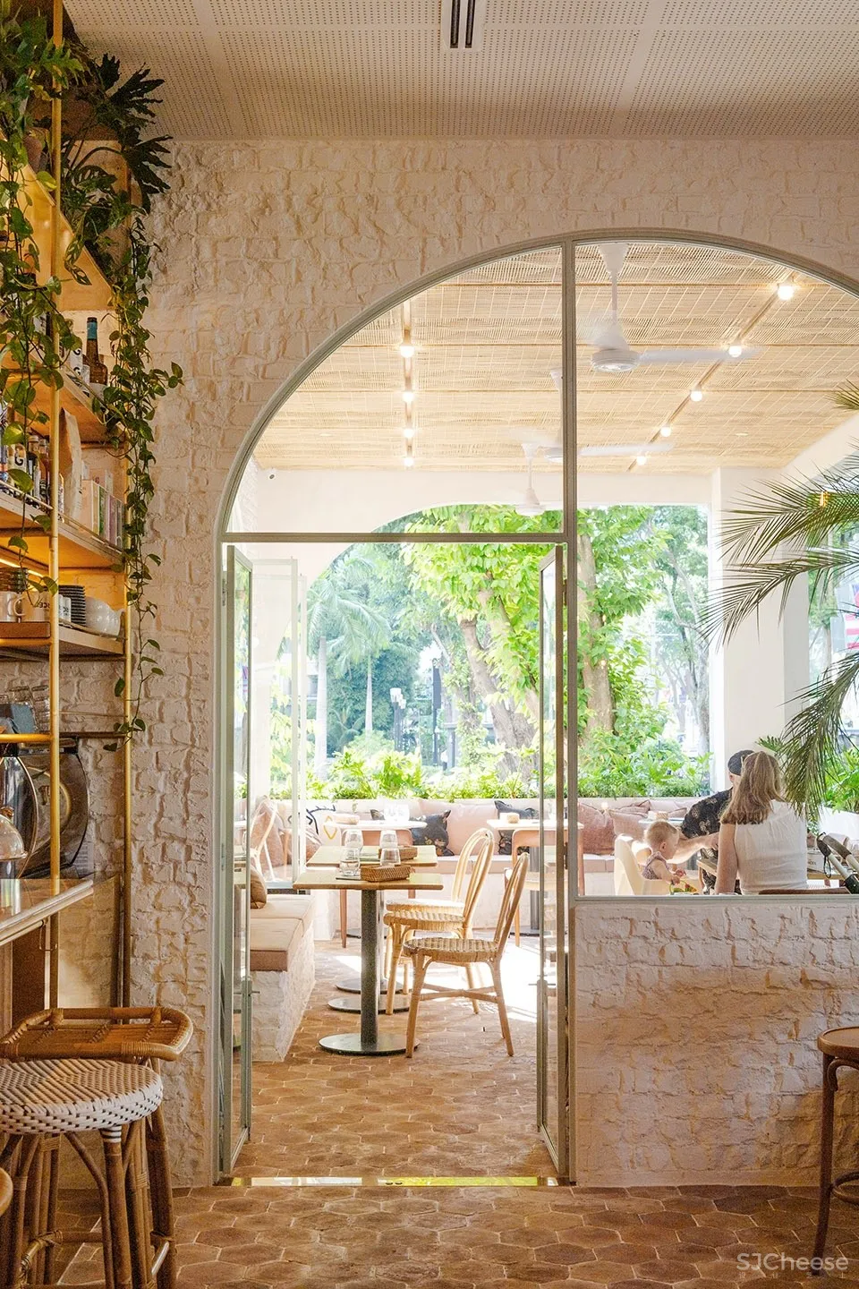 新加坡Merci Marcel咖啡厅酒吧Orchard路店 HUI DESIGNS