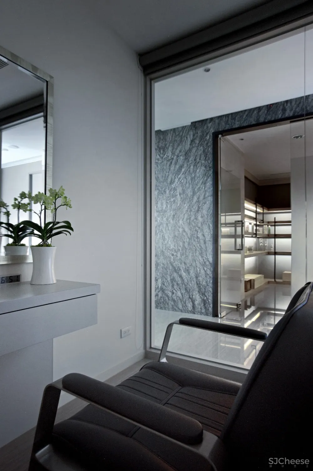 黄金旭 诺本蕬健发中心