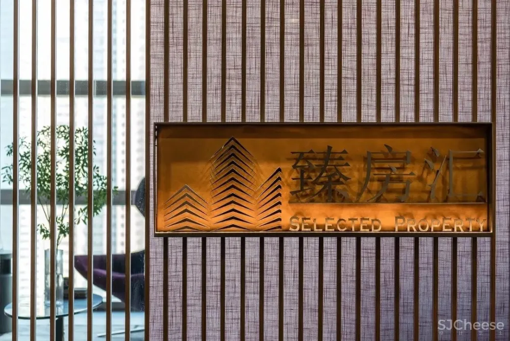 招商局广场办公室设计:情迷宝格丽 鸿艺源