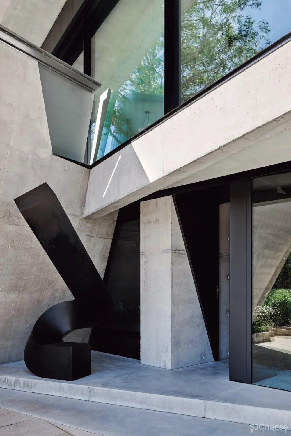 Terroir Architects | Sydney Family Home , 现代大胆的混泥土住宅