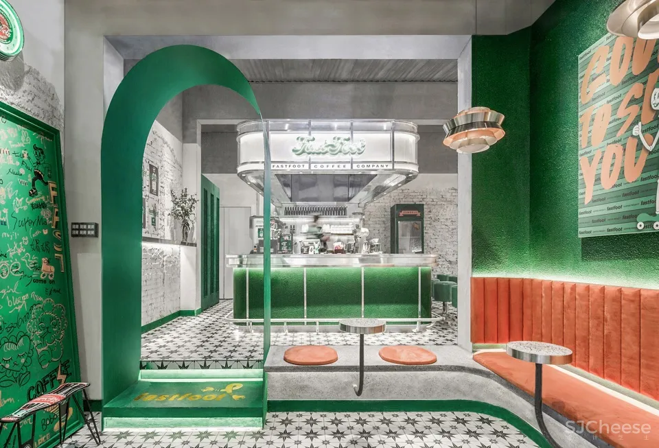 急急脚咖啡——复古绿 橙色，42㎡现代复古的轻奢质感 厚上设计