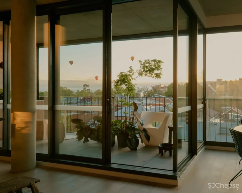Freadman White | Napier Street Apartment , 现代主义建筑的永恒魅力