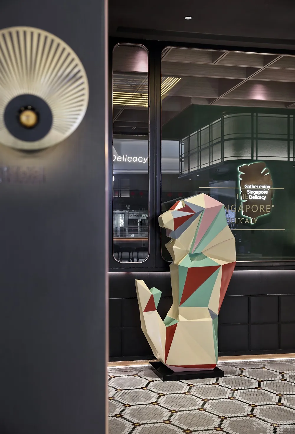 308㎡复古橄榄绿餐厅,邂逅那撩人的别样风趣! 艺鼎设计