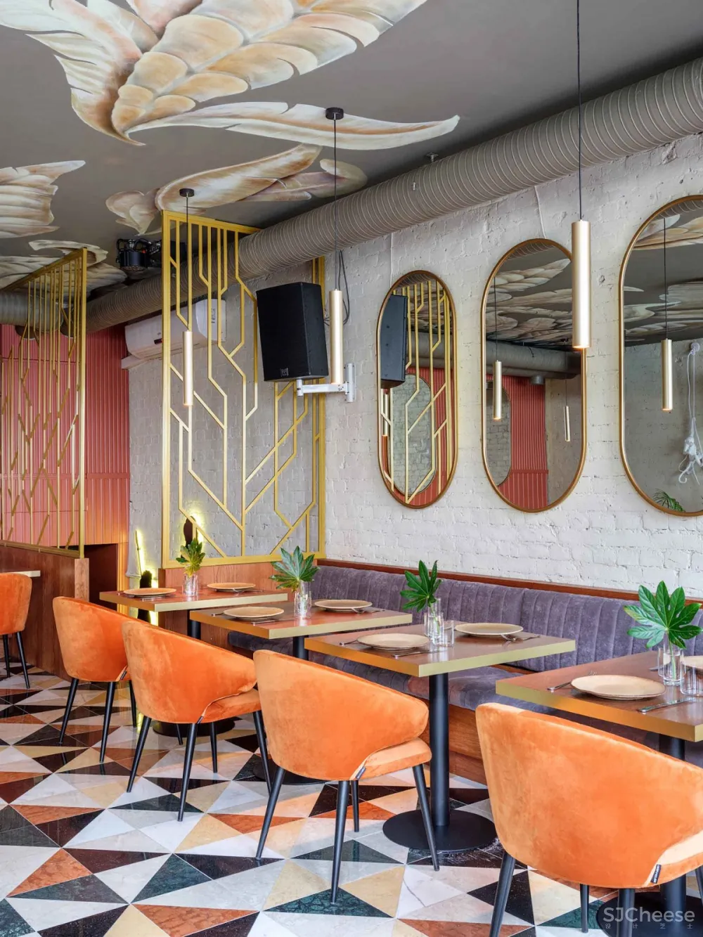 Anastasia Kasparyan | Sapiens餐厅 , 明亮多彩的餐饮空间