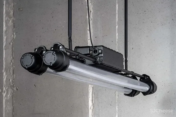 物流软件Logity乌克兰哈尔科夫办公设计 Studio Bondarenko Design