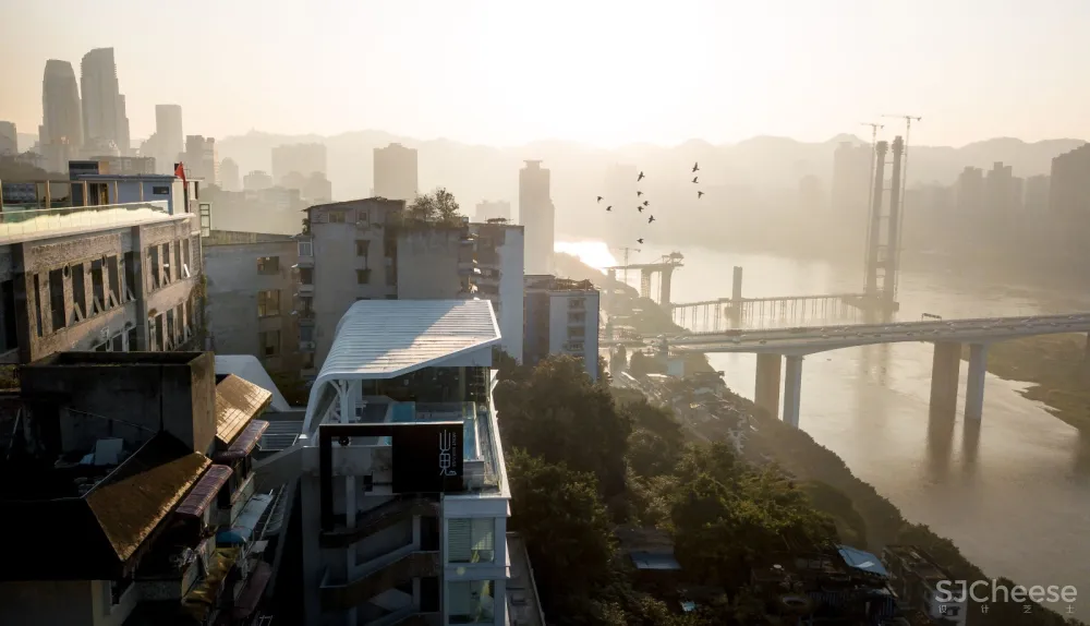 重庆印制一厂山鬼精品酒店改造 寻常设计