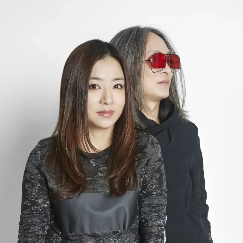 罗灵杰 龙慧祺:香港将军澳蓝塘傲会所 K11周大福