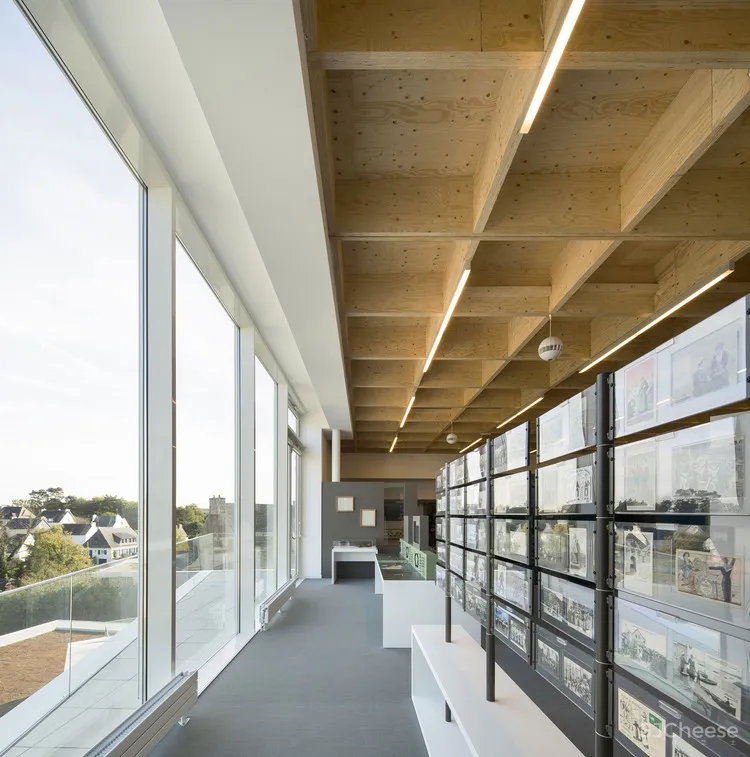 Cultural Center in Baud Studio 02