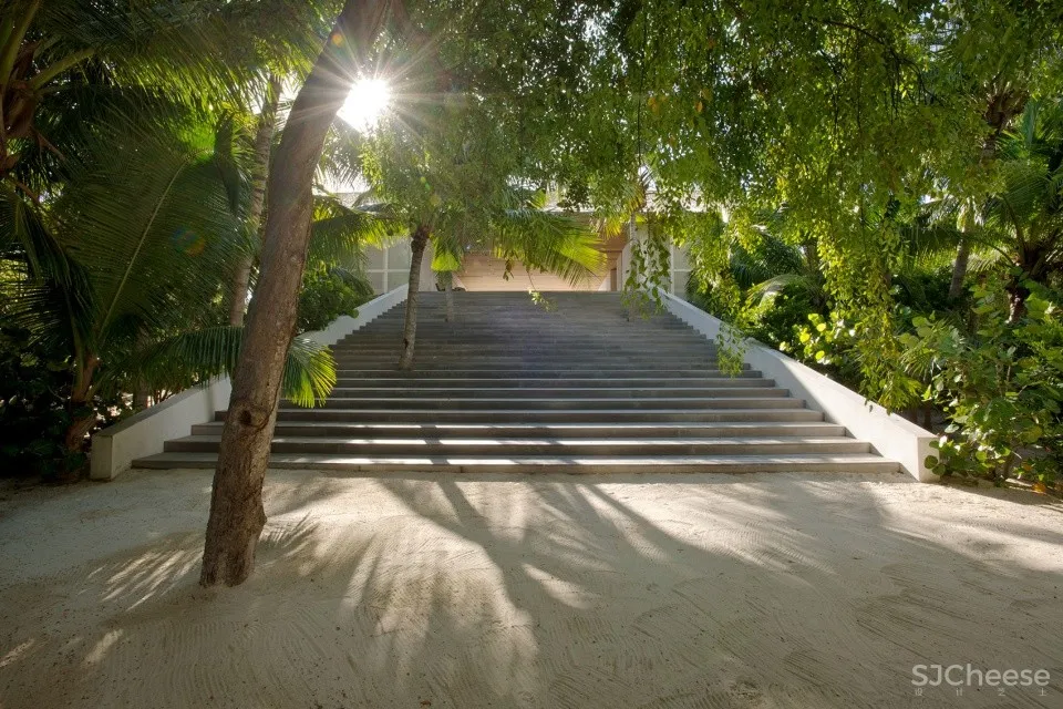 巴哈马沙丘上的面朝大海的优雅住宅 Oppenheim Architecture