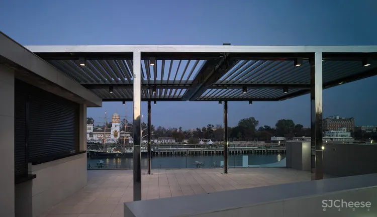 Circulo Mercantil Industrial体育中心 Manuel Quijano Vallejo