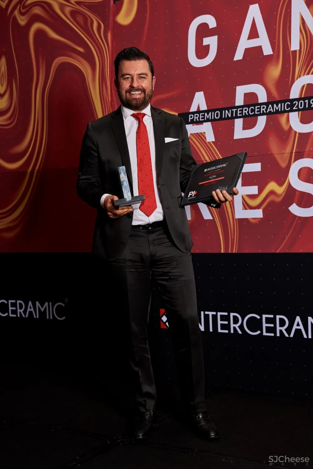 PI设计大奖 瓷砖住宅工程创新应用奖 :天顶之家 Casa Cenit