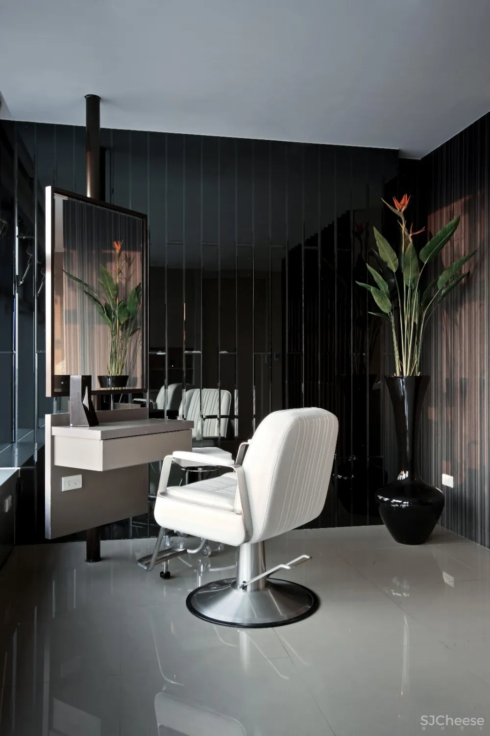 黄金旭 诺本蕬健发中心