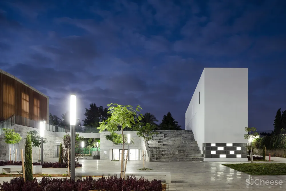Rehovot Community Center Kimmel Eshkolot Architects