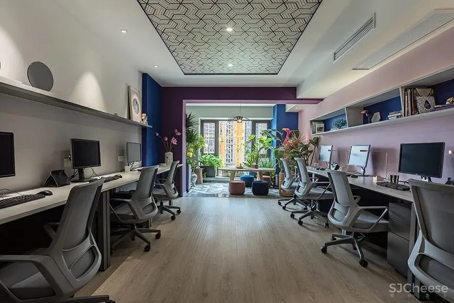 借由色彩和几何美学,构建风格多元化的设计工作室 成都锦上空间装饰设计公司