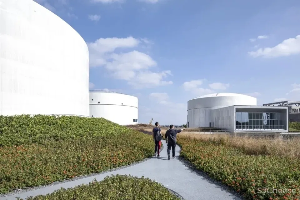 上海油罐艺术中心” ,一个无边界的美术馆 OPEN