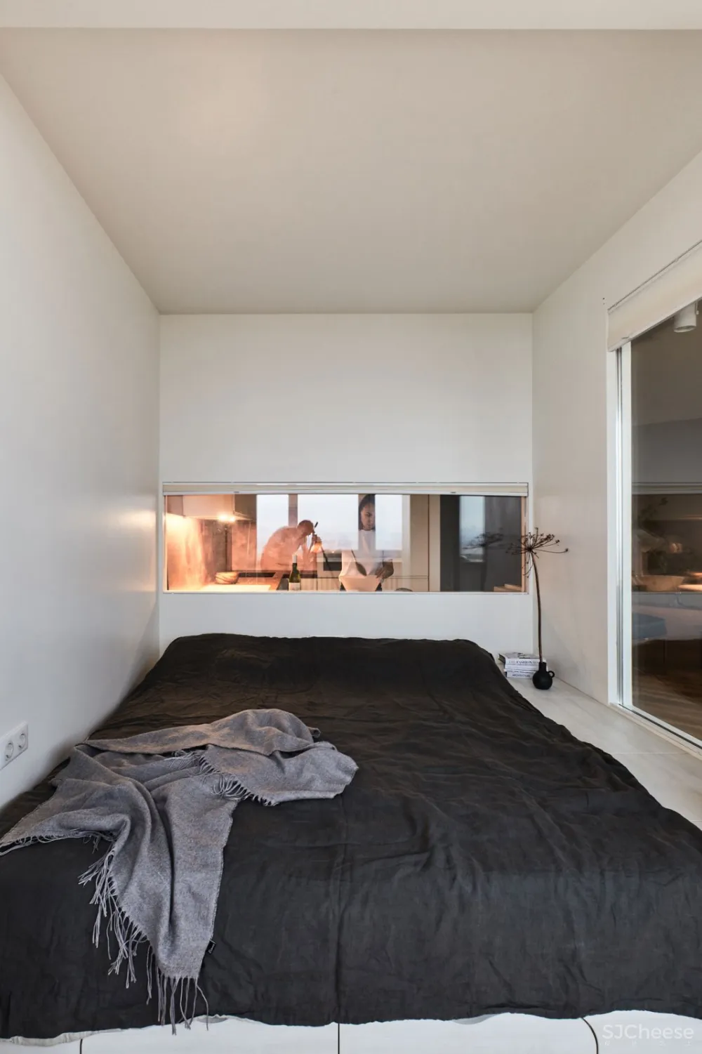 远离喧嚣·莫斯科极简住宅 Ruetemple Studio