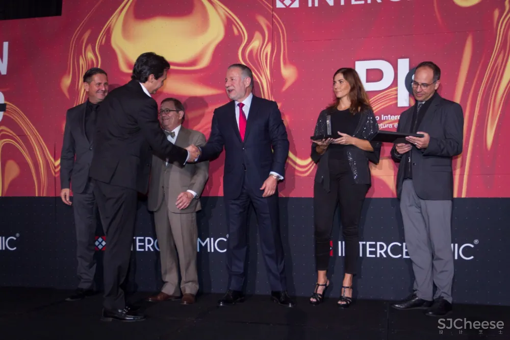 PI设计大奖 独户住宅建筑奖 ：Moulat之家