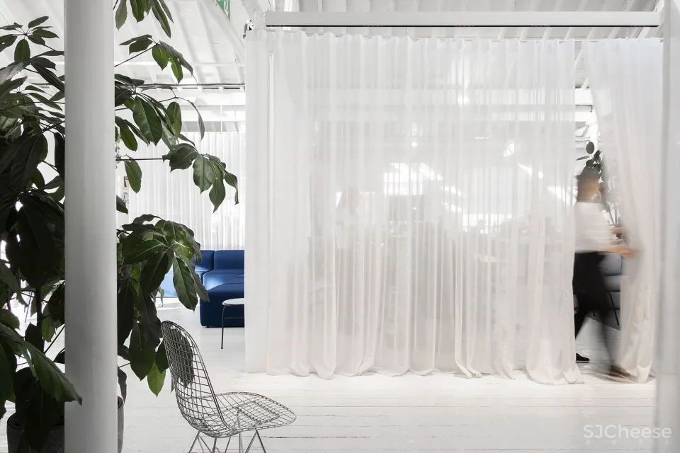 可调节式办公空间 HUT