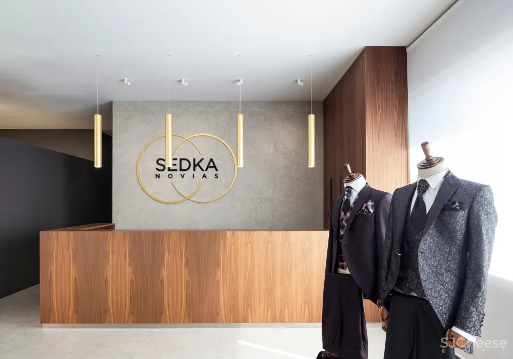 西班牙·SEDKA NOVIAS高级婚纱店 Pablo Muñoz Payá Arquitectos