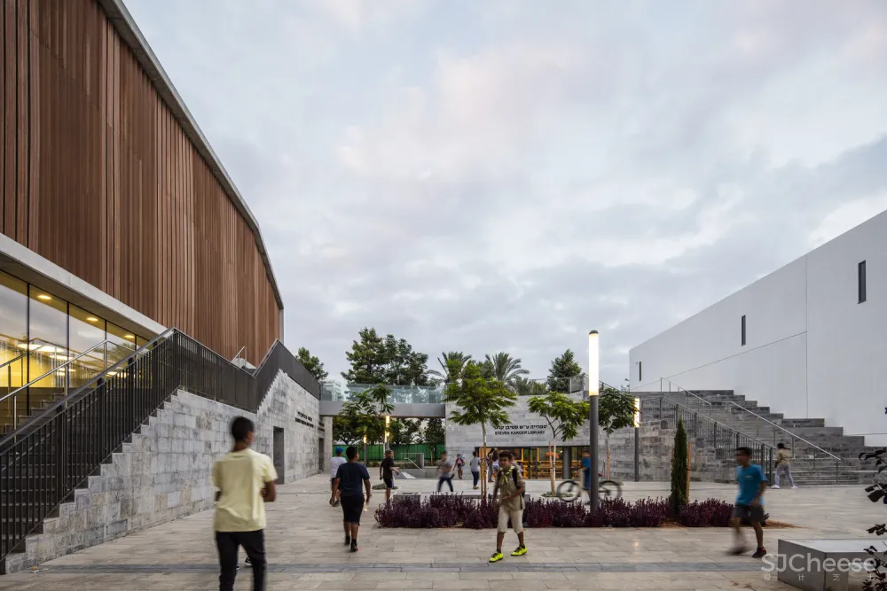 Rehovot Community Center Kimmel Eshkolot Architects