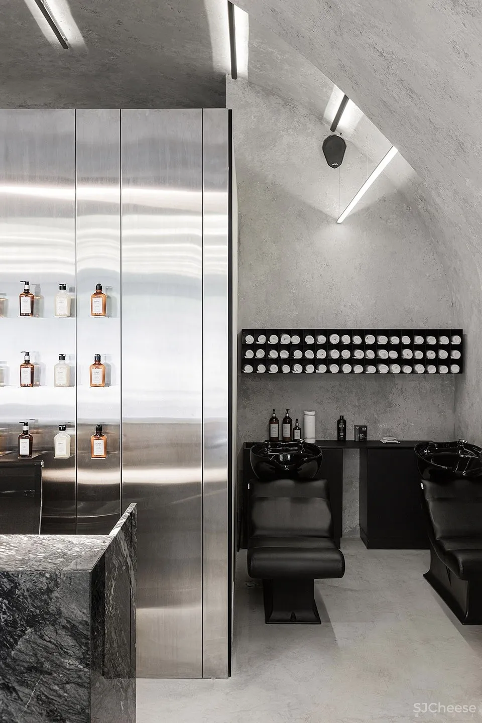 KULT纹身理发工作室 Sivak Partners