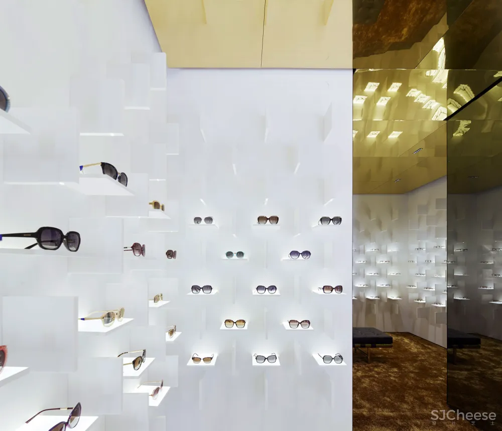 Bolon Eyewear Flagship Store by Ippolito Fleitz