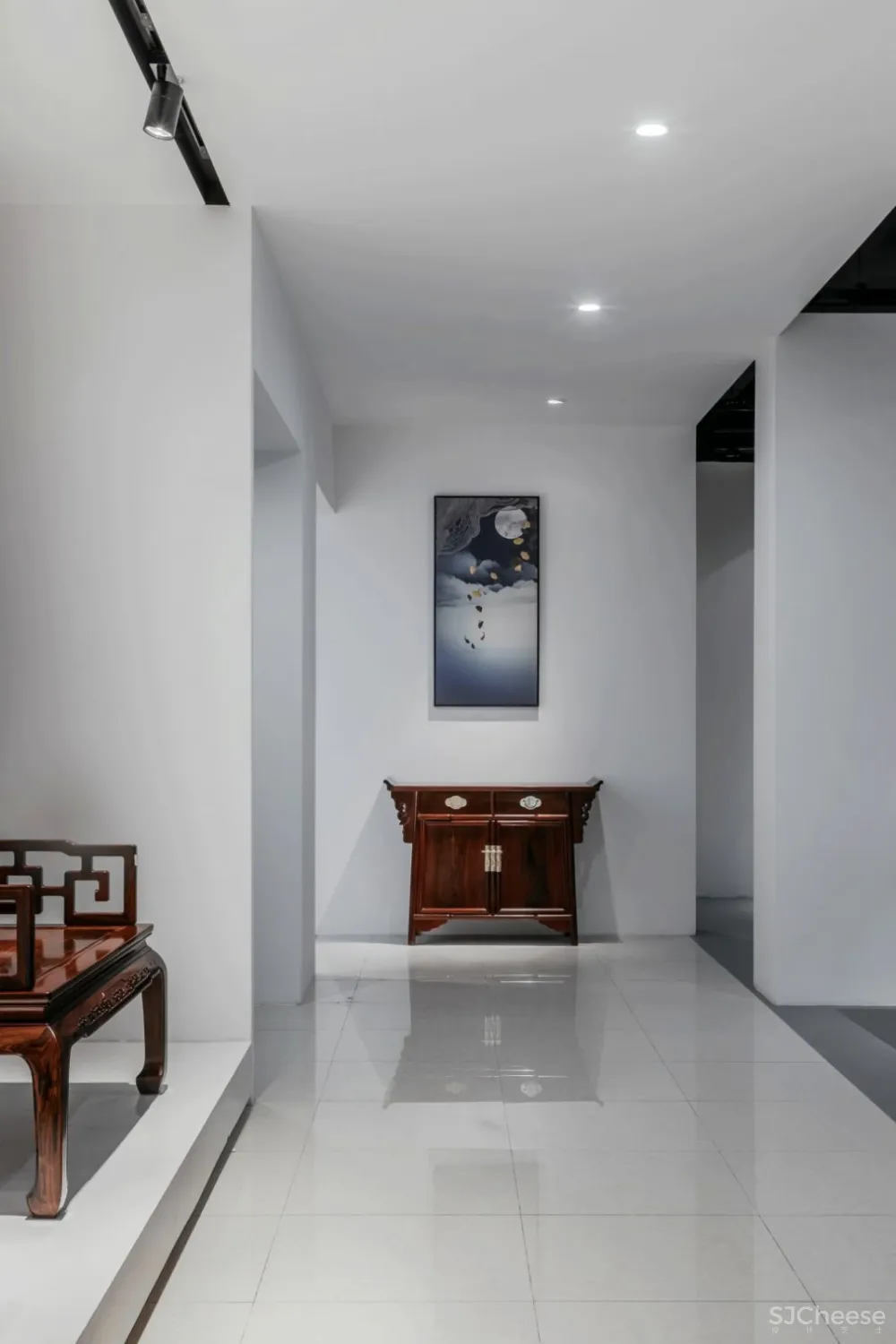 非空”——当一抹“红”种在极简白里,美出新高度 尤格空间设计