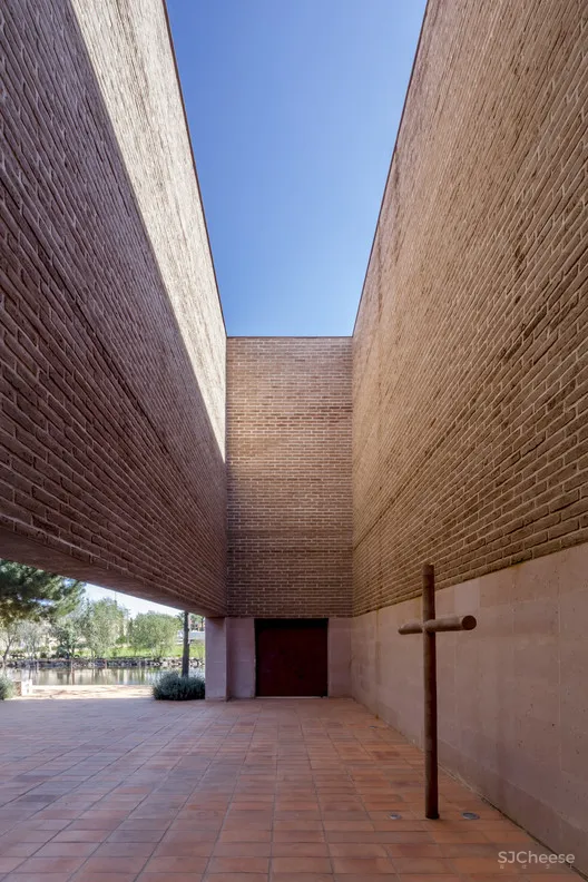 Centinela教堂 estudio ALA