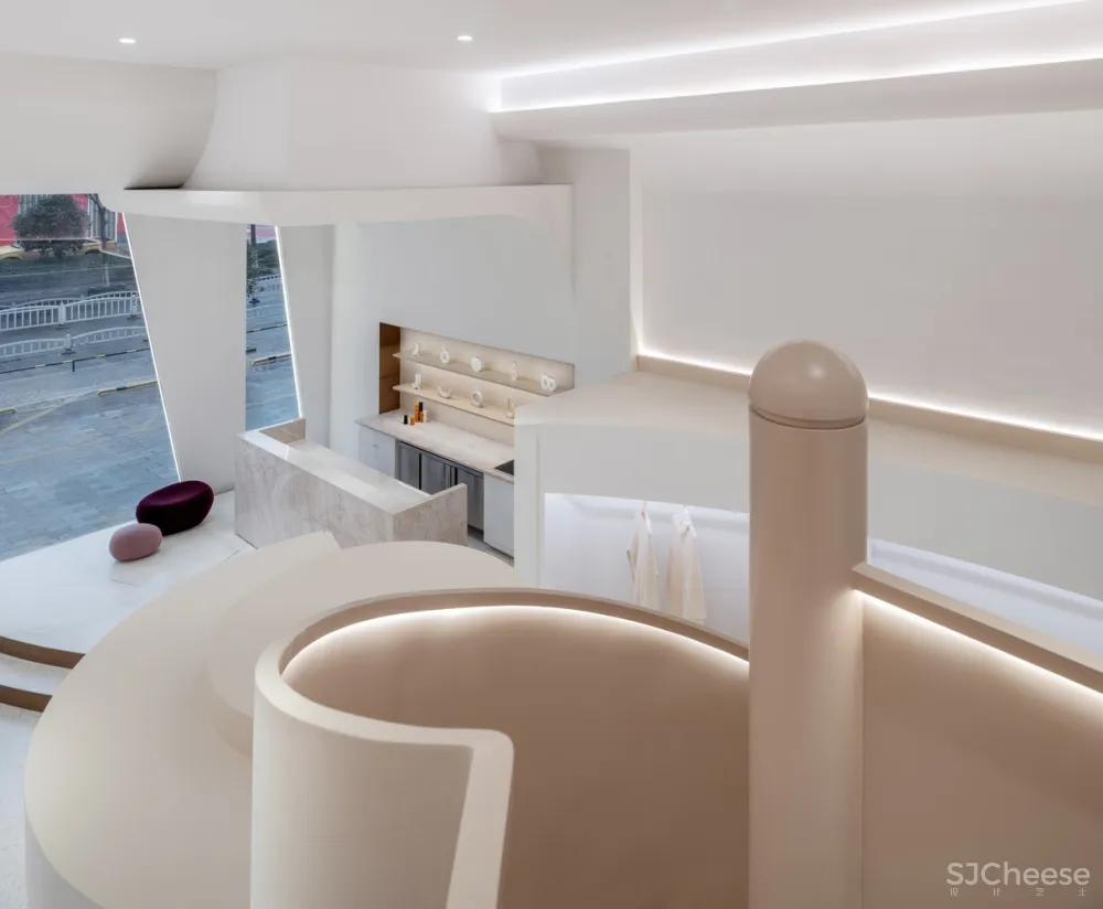 现代艺术高端女装精品店 All Design Studio