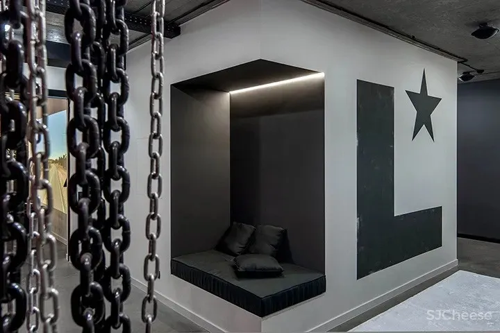 物流软件Logity乌克兰哈尔科夫办公设计 Studio Bondarenko Design